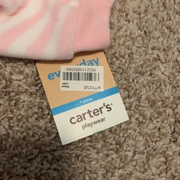 Carter’s 12 month fleece play suit - Picture 3 of 3